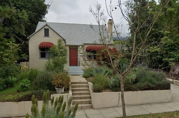 altadena-rebuilding